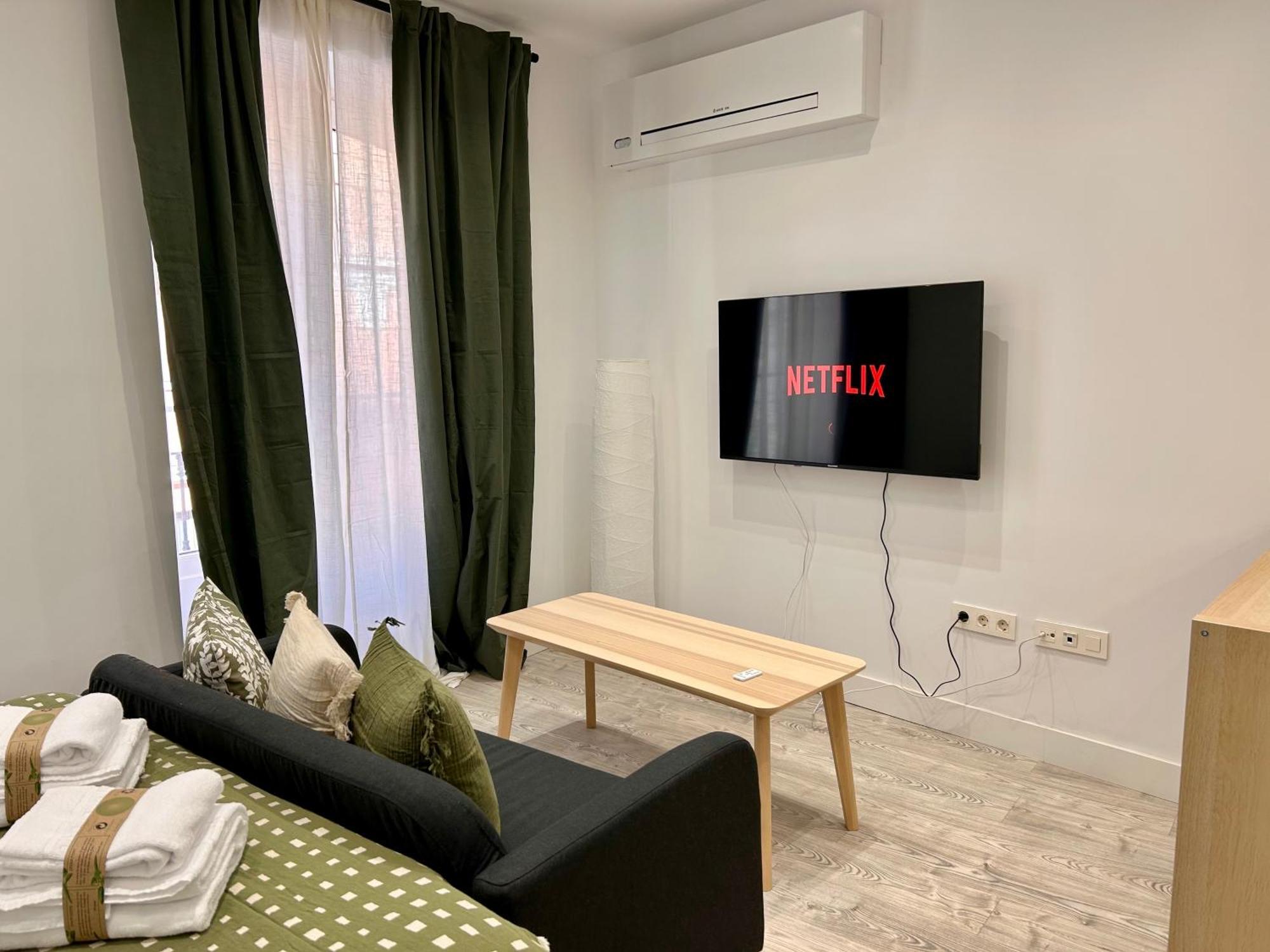Insidehome Ciudad Del Cine บายาโดลิด ภายนอก รูปภาพ